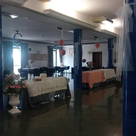La Barcarola فندق 2*